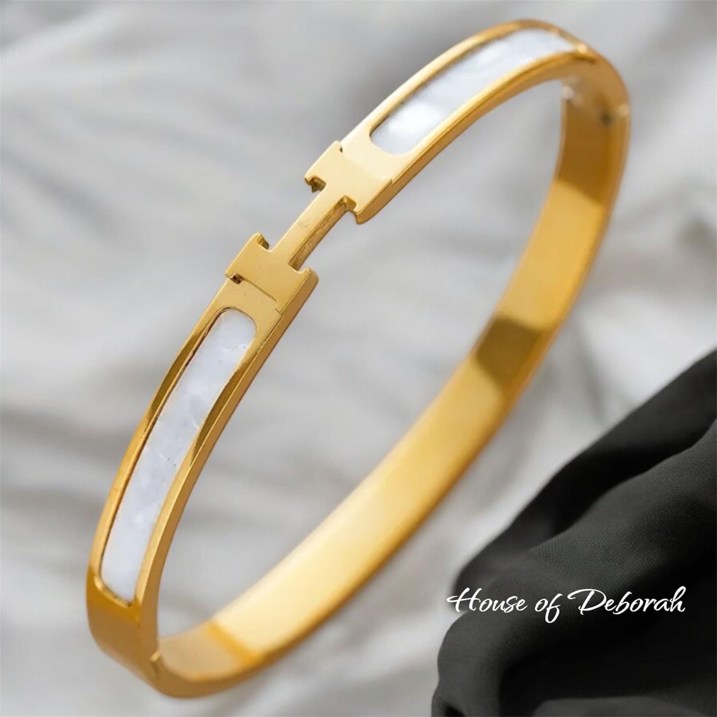 THE "H SIGNATURE" 18K GOLD PLATED BRACELET